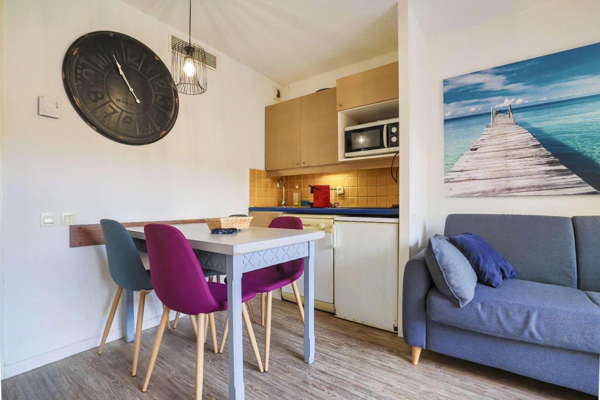 Le 380 - Lumineux, Balcon & Piscine Apartamento